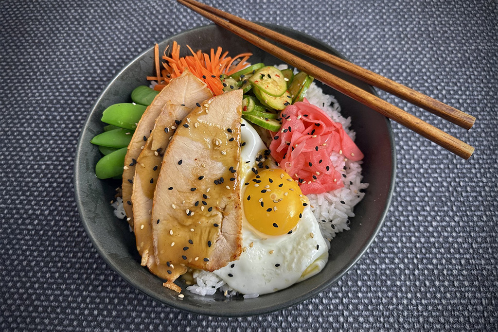 Sliced Turkey Rice Bowl with Bulgogi Sauce